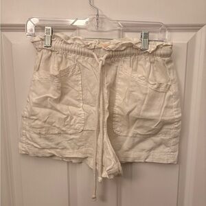 Universal Thread High Waist Cream Shorts